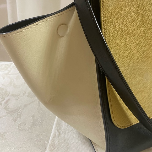 🆕 Celine Trapeze Tricolor Medium Bag👜 - Picture 12 of 16